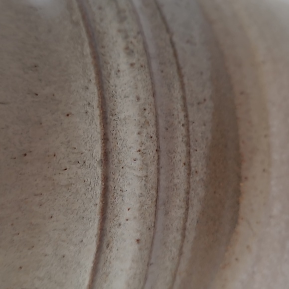 Signed Pottery vase - Picture 6 of 7